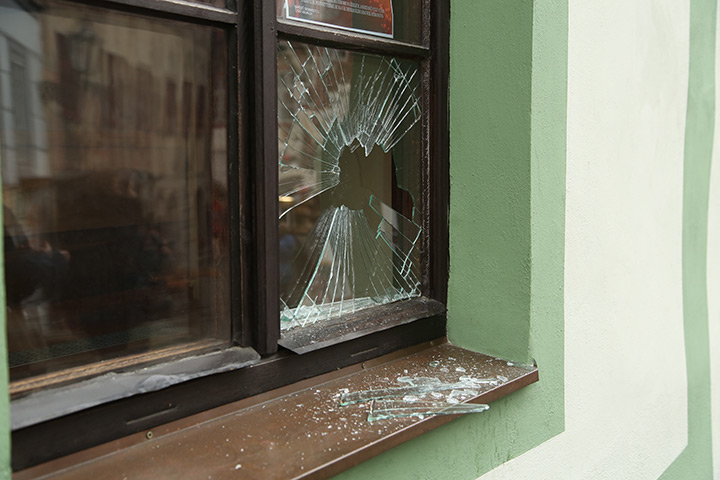 A2B Glass are able to board up broken windows while they are being repaired in Basingstoke.